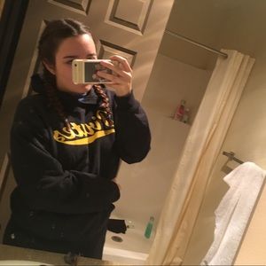 Meet your Posher, Victoria